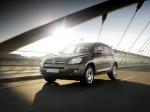 Toyota RAV4 2008 года